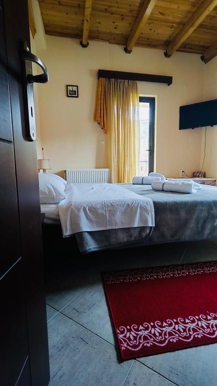 Villa Athamanio - Suite Exterior photo